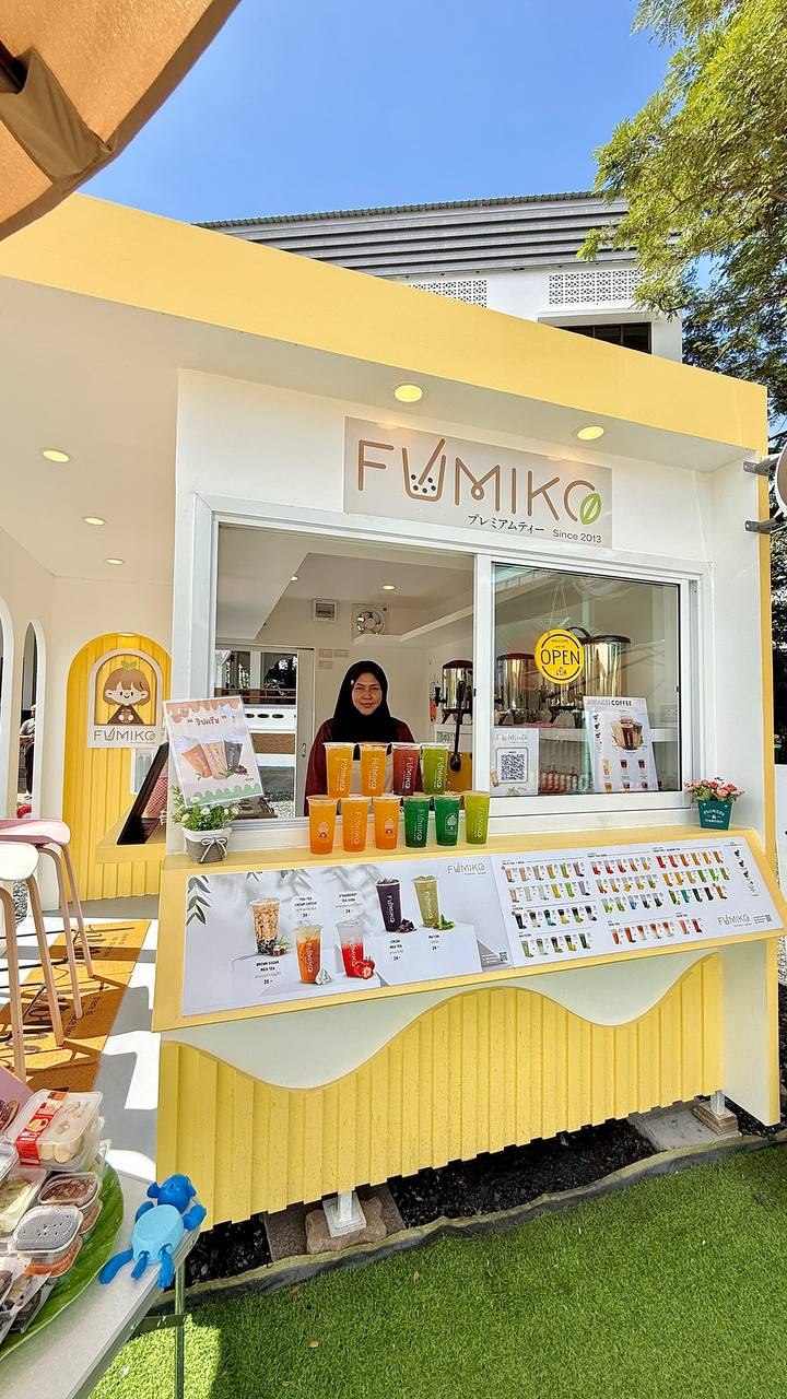 บูธขายกลางแจ้ง (สีเหลือง)